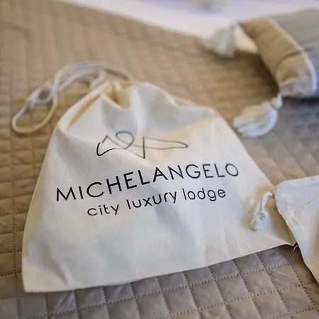 Michelangelo Luxury Кос